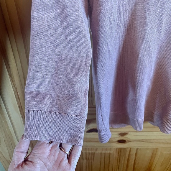 Cable & Gauge Scalloped Collar Sweater - Picture 4 of 5